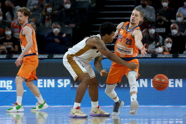 起伏不断 起伏不断