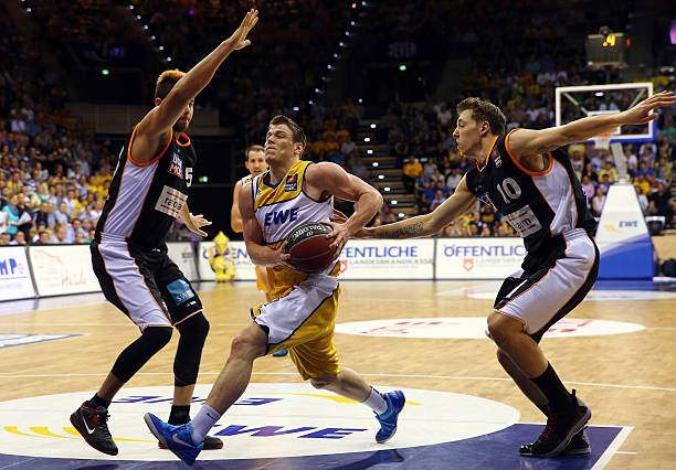 合对阵巴黎 合对阵巴黎