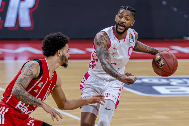 实现卫冕 实现卫冕