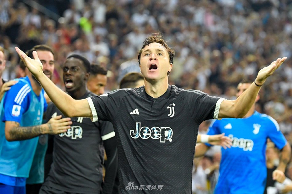 显得更加诱 显得更加诱