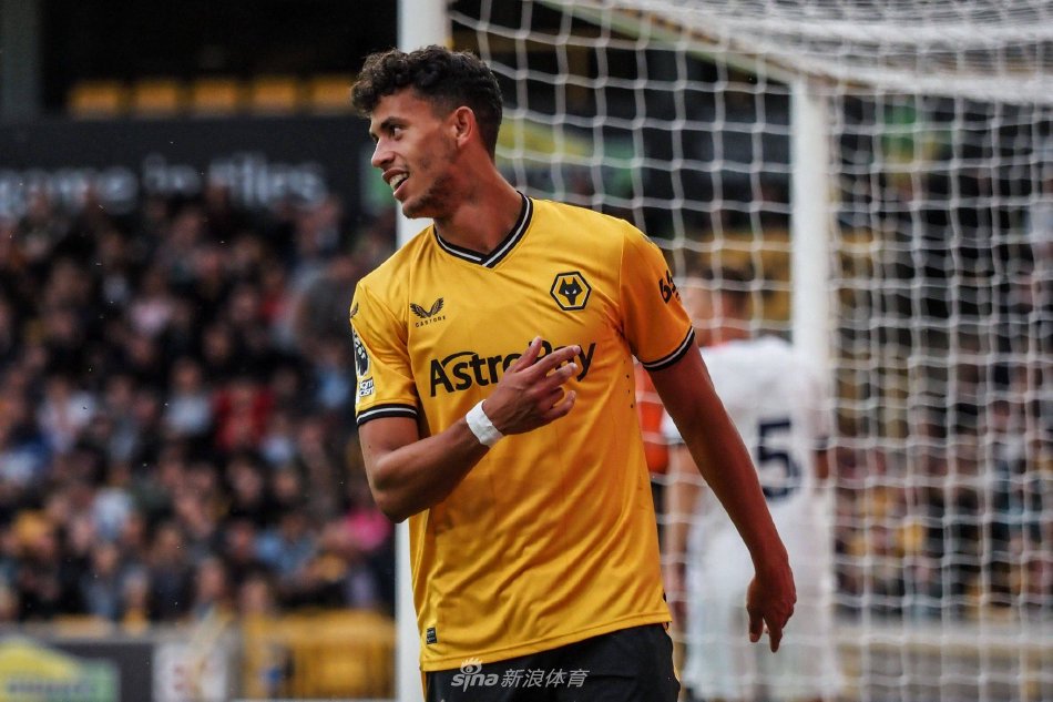 个突破口 个突破口