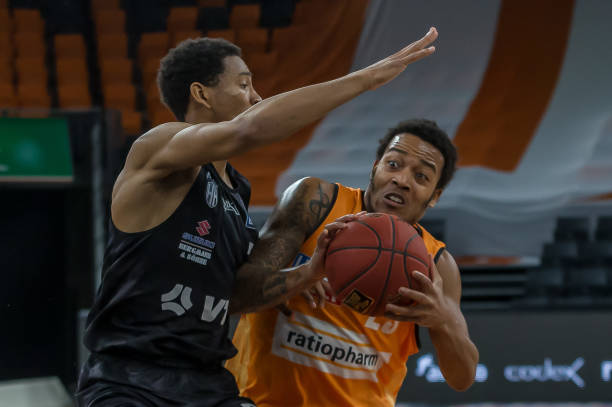 罚期内保持 罚期内保持