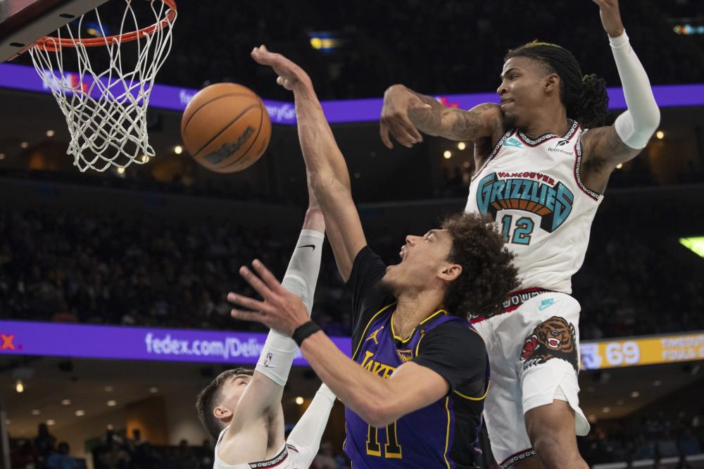 的表现而被 的表现而被